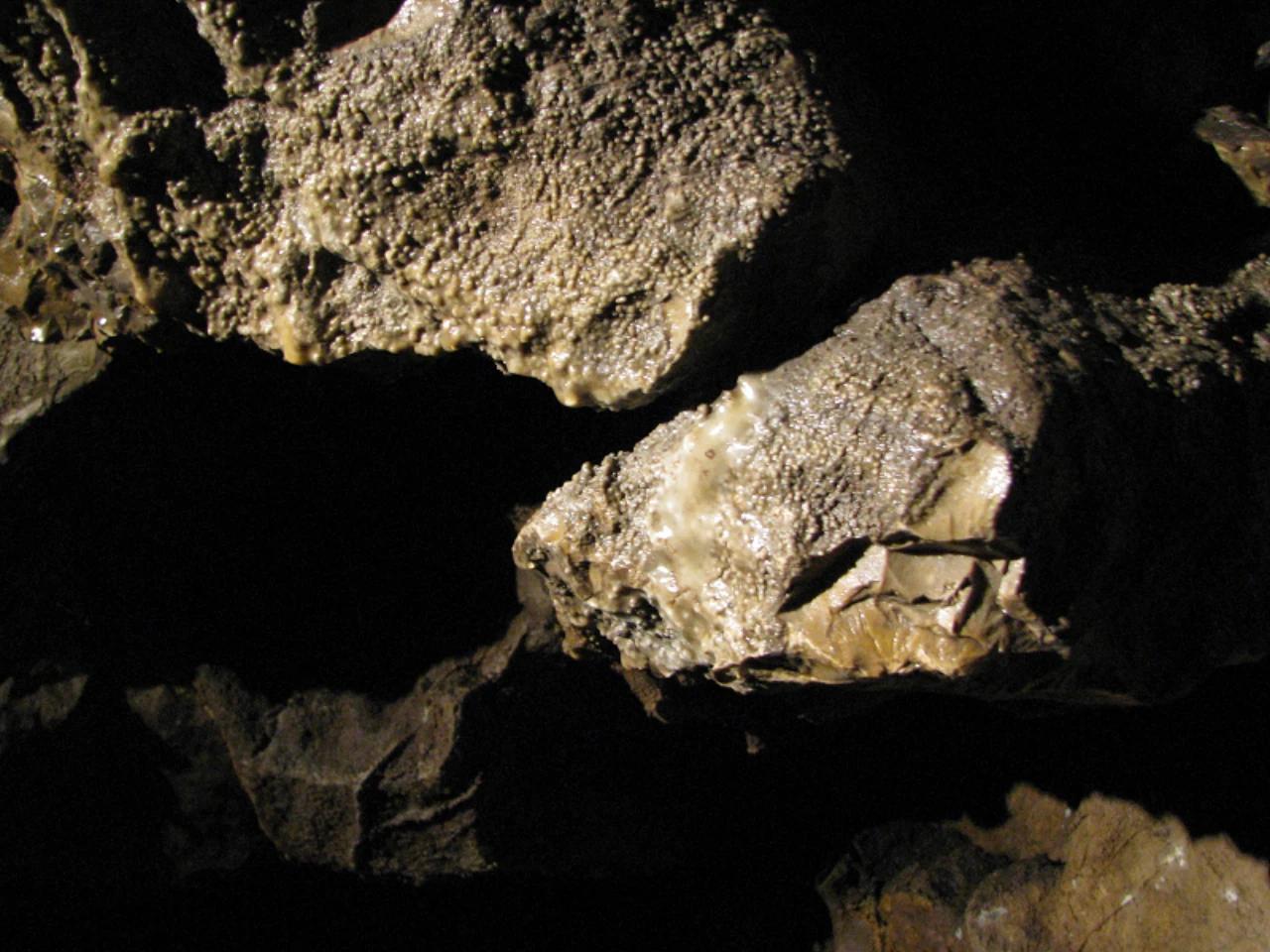 Lóczy-barlang nevü látnivaló 18. számú fényképe