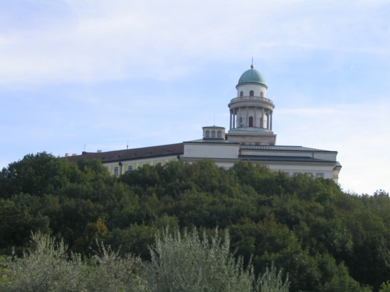 látnivaló címképe
