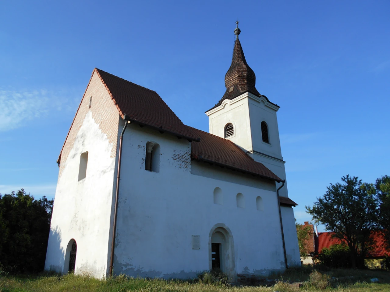 közeli látnivaló címképe