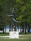 Tornászlány szobor (Balatonboglár) látnivaló fényképe