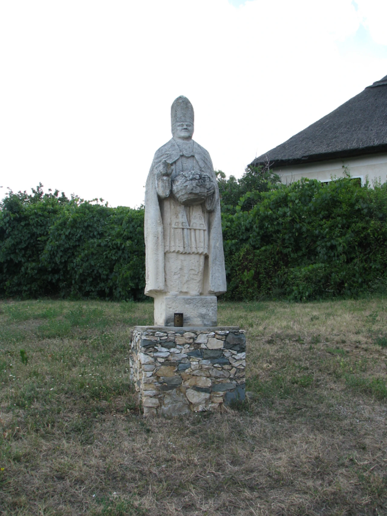 közeli látnivaló címképe