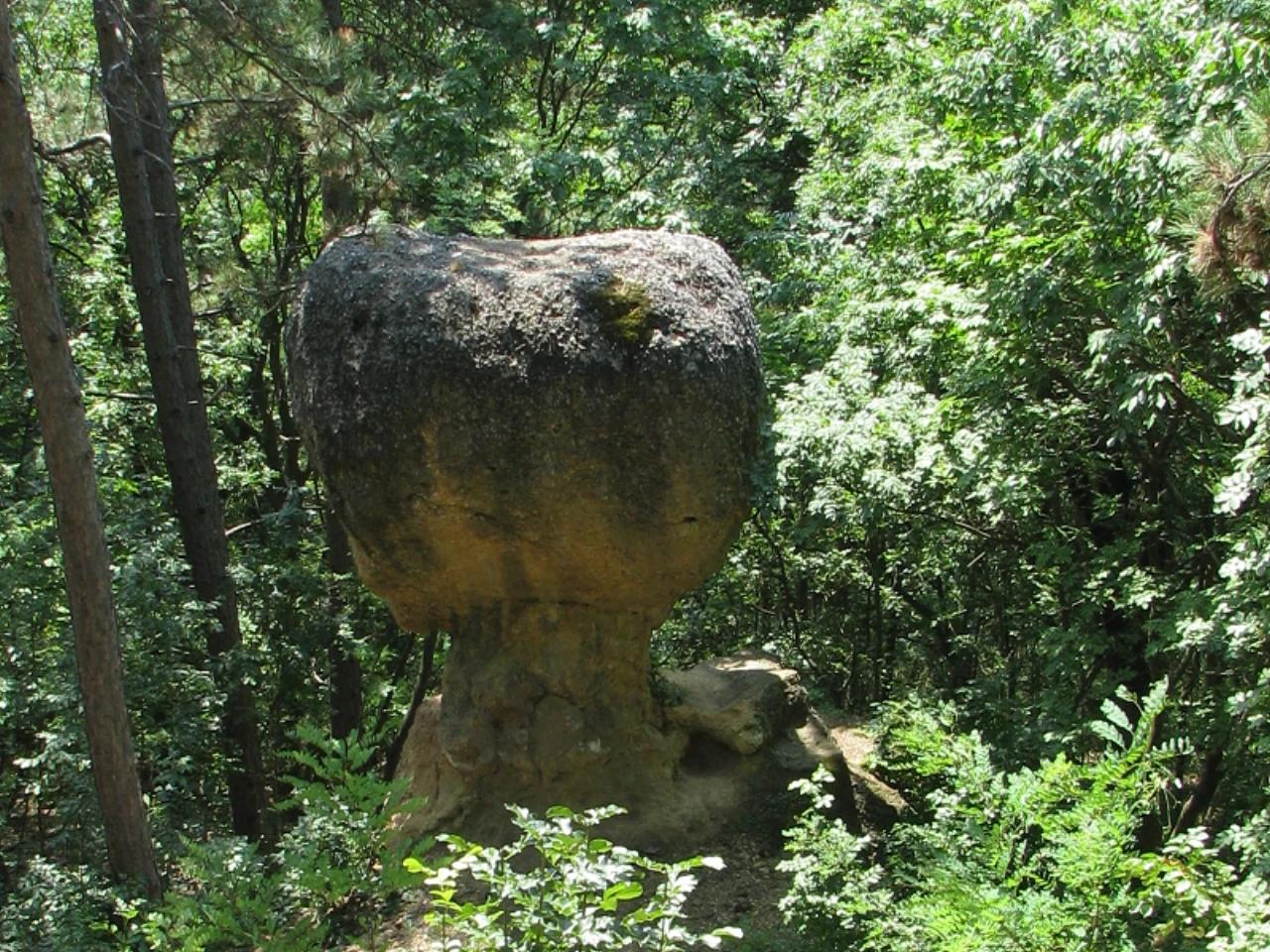 Gomba szikla, kilátóterasz látnivaló fényképe