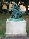 Fél a baba szobor (Budapest X. kerület) látnivaló fényképe