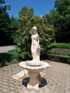Vízhordó lány szobor (Vértessomló) látnivaló fényképe