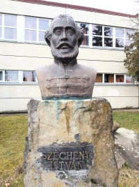 látnivaló címképe