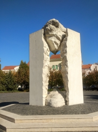 látnivaló címképe