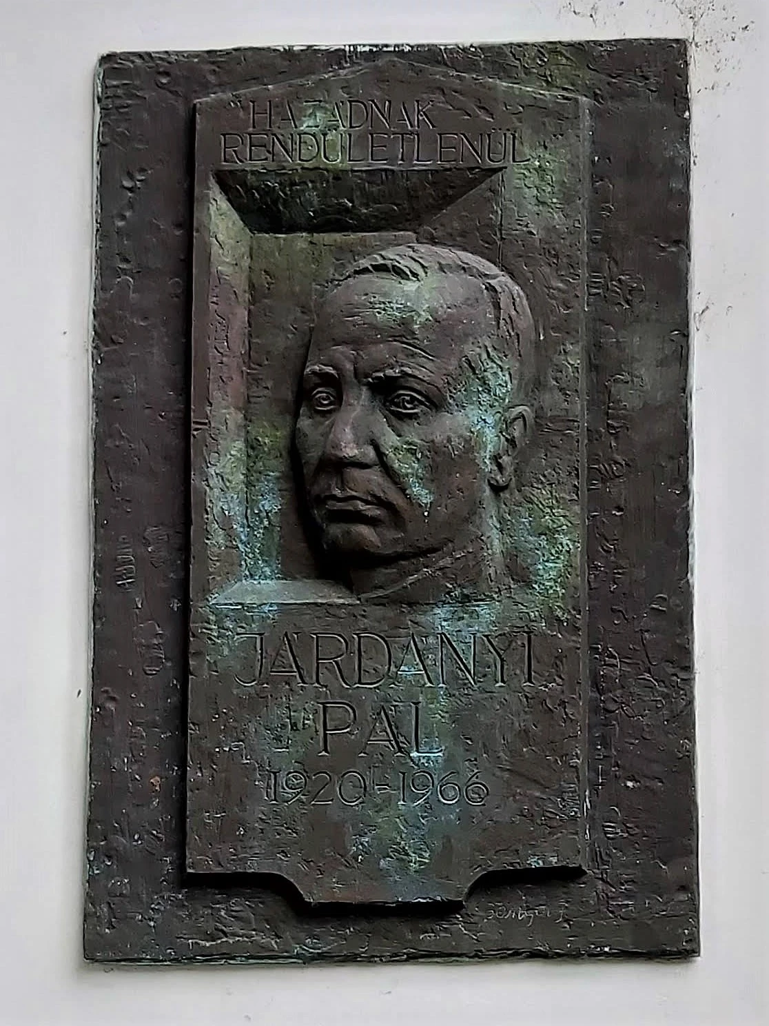 közeli látnivaló címképe