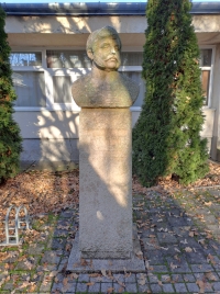 látnivaló címképe