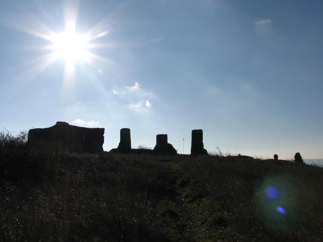 Csobánc vára (Gyulaffy-Pethő vár) nevü látnivaló 15. számú fényképe